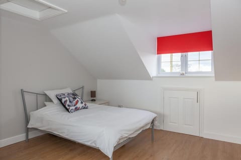 Park View Studio - Lydiard Millicent Swindon Wiltshire Condo in Swindon