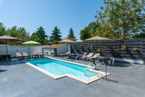 Balcony/Terrace, Swimming pool, Swimming pool