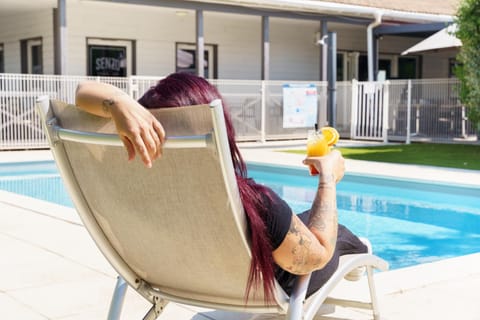 Swimming pool, sunbed