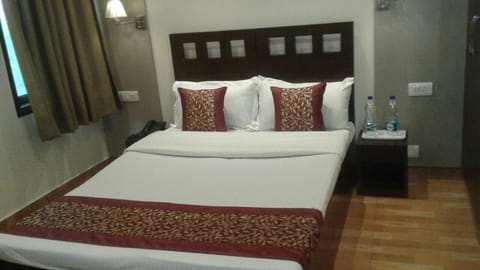 Pamposh Guest House GK II Market Bed and Breakfast in New Delhi