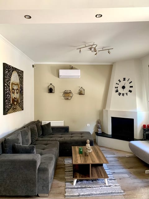 Leo's city apartment Copropriété in Lefkada