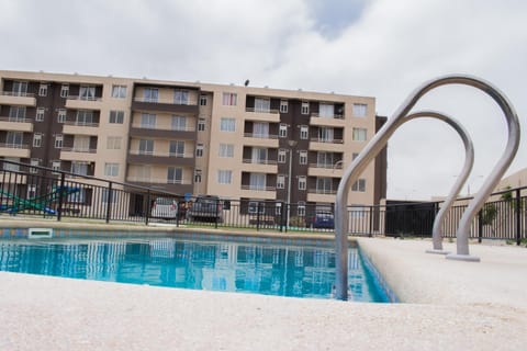 Facade/entrance, Swimming pool