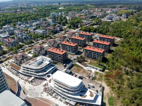 Property building, Neighbourhood, Natural landscape, Bird's eye view, City view