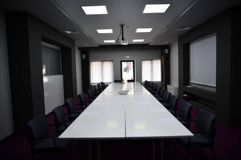 Meeting/conference room