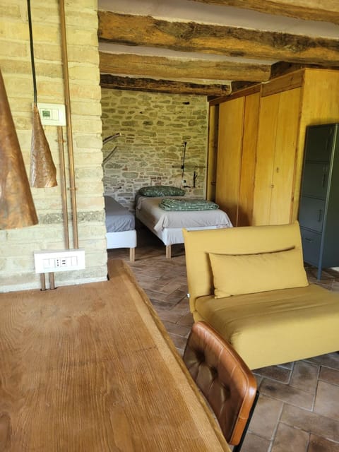 Bed, Living room, Seating area, Dining area