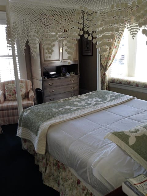 My Rosegarden Guest Rooms Bed and Breakfast in San Francisco