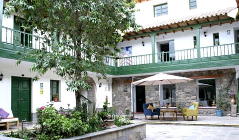 Patio, Inner courtyard view