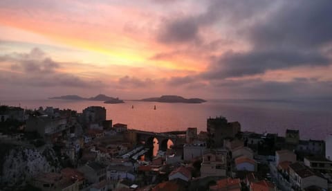 Balcony/Terrace, Landmark view, Sea view