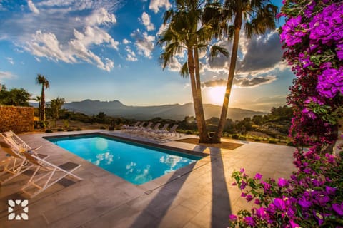 Villa El Palmeral by Abahana Villas Villa in Marina Alta