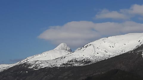 Nearby landmark, Mountain view