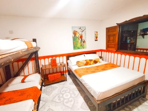 HOSTAL Casa ArtVelez Bed and Breakfast in Salento