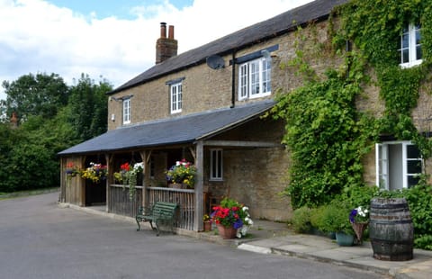 The Highwayman Hotel Bed and Breakfast in West Oxfordshire District