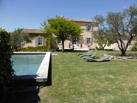 Le Balcon De Roxane House in Malaucène