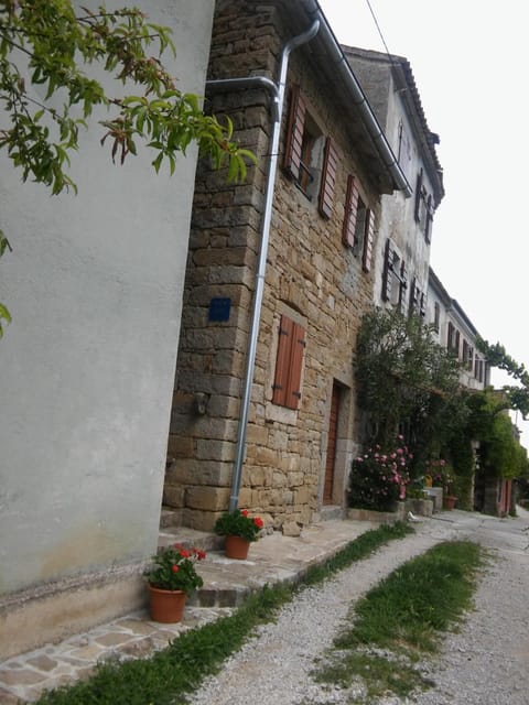 Facade/entrance, Street view