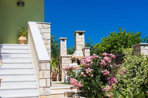Villa Flabellina Chalet in Crete