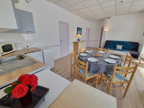 Apartment Le Petit Robinson-5 by Interhome Condo in Dinard