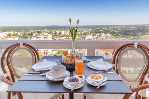 Food and drinks, Food, City view, Breakfast, Buffet breakfast, English/Irish breakfast