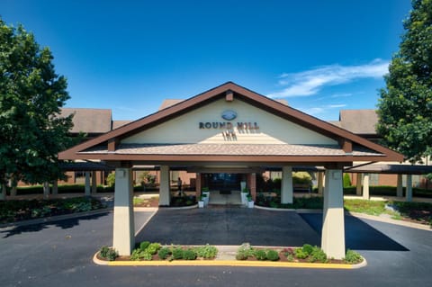 Round Hill Inn Hotel in Shenandoah Valley
