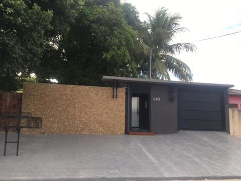 Casa Temporada Castro Alves House in Bonito