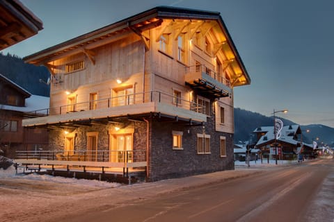 Chalet Hirondelle Morzine - by EMERALD STAY Chalé in Montriond