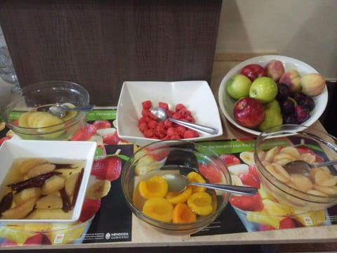 Food and drinks, Continental breakfast, Buffet breakfast