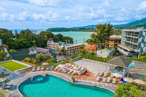 Natural landscape, Bird's eye view, Pool view, Sea view, Swimming pool, sunbed