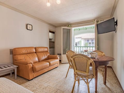 Apartment Le Soleil Camarguais - SMM151 by Interhome Apartment in Saintes-Maries-de-la-Mer