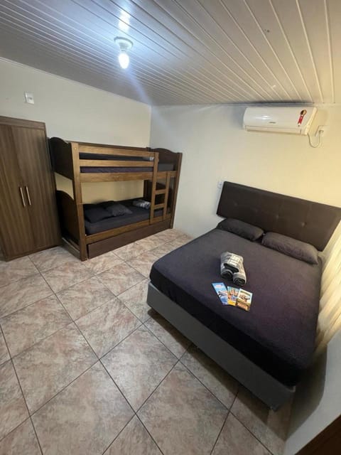 Bed, Photo of the whole room, Bedroom, bunk bed, air conditioner