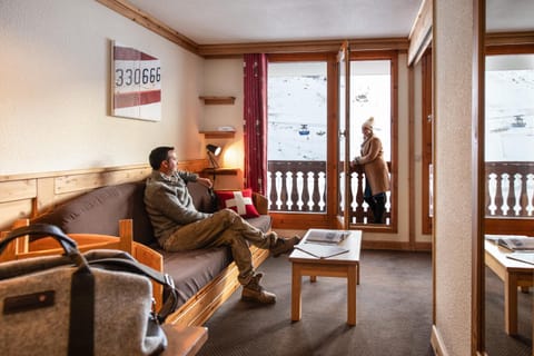 Le Cheval Blanc - Village Montana Apartment hotel in Les Allues