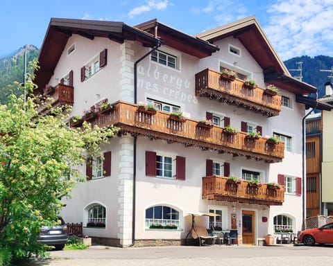 Hotel Garnì Nès Crépes Hotel in Pozza di Fassa