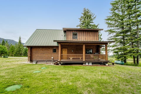 Bear Crossing House in Kittitas County