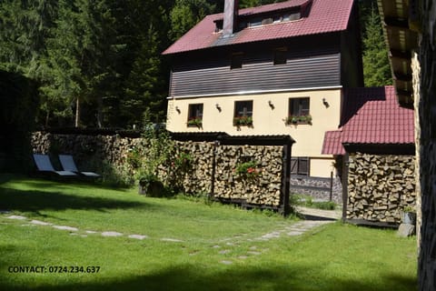 Casa "Cabana Varciorog Arieseni" Chambre d’hôte in Cluj County