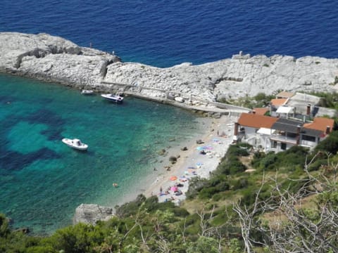 Property building, Neighbourhood, Natural landscape, Bird's eye view, View (from property/room), Beach, Beach, Sea view