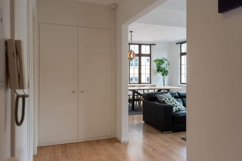 The View - spacious 2 bdr appt in with view Apartment in Antwerp