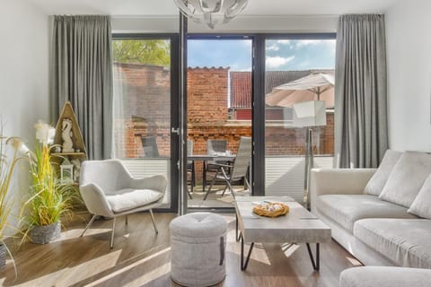 Balcony/Terrace, Living room, Seating area