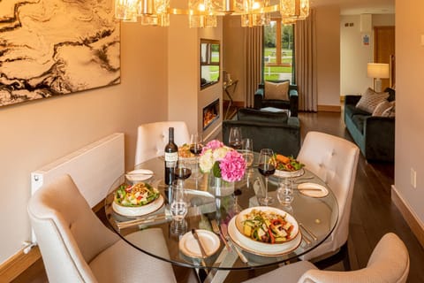 The Johnstown Estate Lodges Maison in Ireland