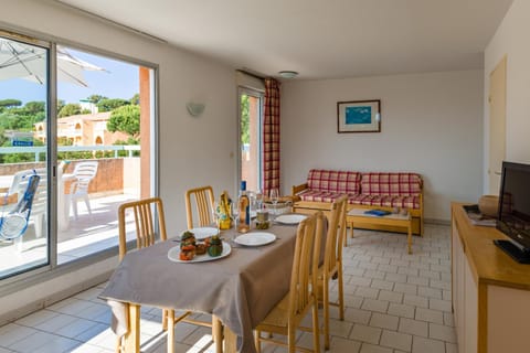 Lagrange Vacances Villa Barbara Apartment hotel in Cavalaire-sur-Mer