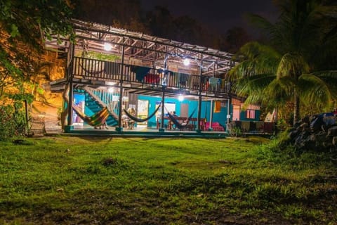 Luminosa Montezuma Hostel Hostel in Cobano