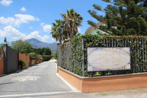 Villa Julia Übernachtung mit Frühstück in Pompeii