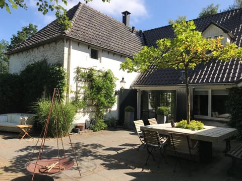 Facade/entrance, Garden, Garden view