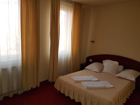 Hotel Iris Hotel in Timiș County