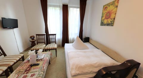 Pension Deutsches Haus Bed and Breakfast in Brasov