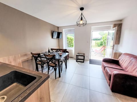 Holiday Home T3-Résidence La Carquois by Interhome House in Brittany