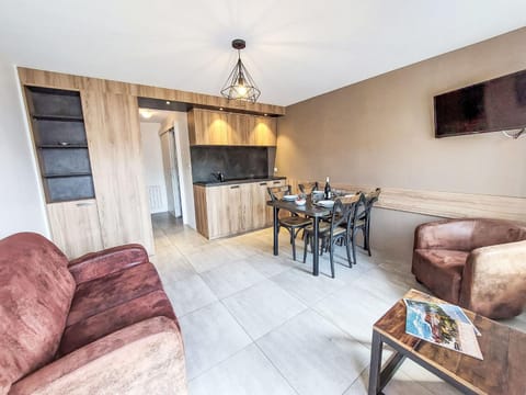 Holiday Home T3-Résidence La Carquois by Interhome House in Brittany