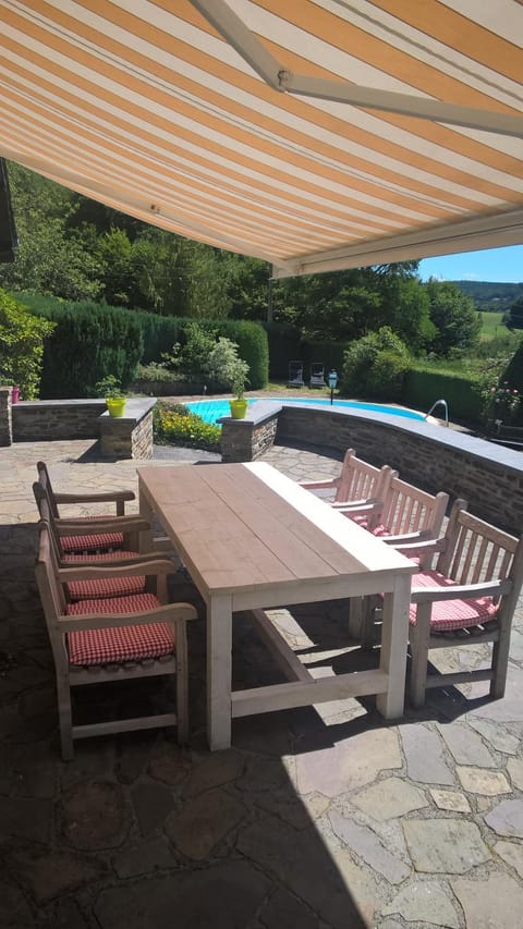 B&B Le Nid Doux (Vresse-Sur-Semois/Chairière) Bed and Breakfast in Wallonia, Belgium