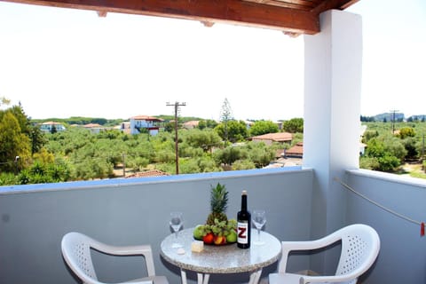 Balcony/Terrace, Garden view