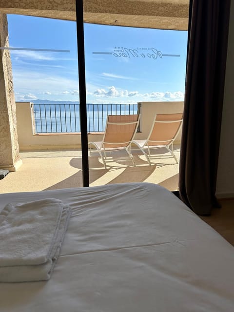 Bedroom, Sea view