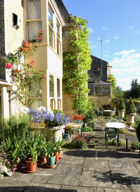 Dolphin House Bed and Breakfast in Bath