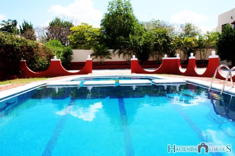 Balcony/Terrace, Swimming pool