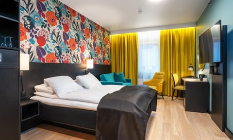 Bed, Photo of the whole room